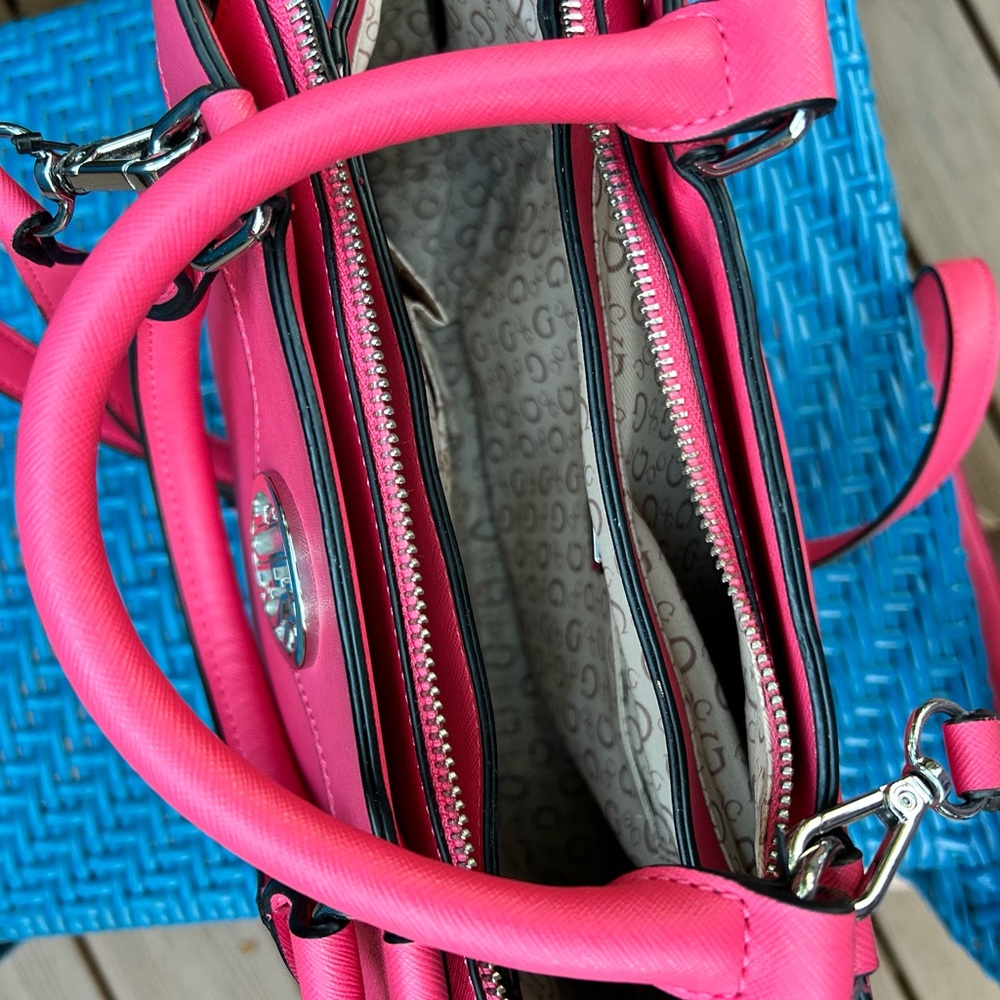 Guess Hot Pink Shoulder Bag - Picture 4 of 7